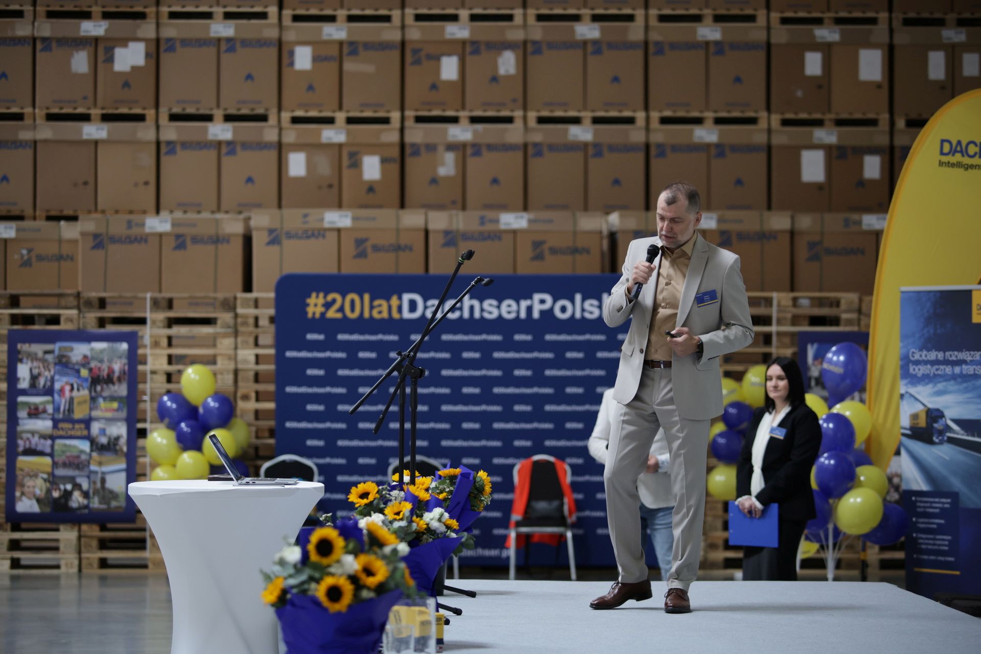 dach4